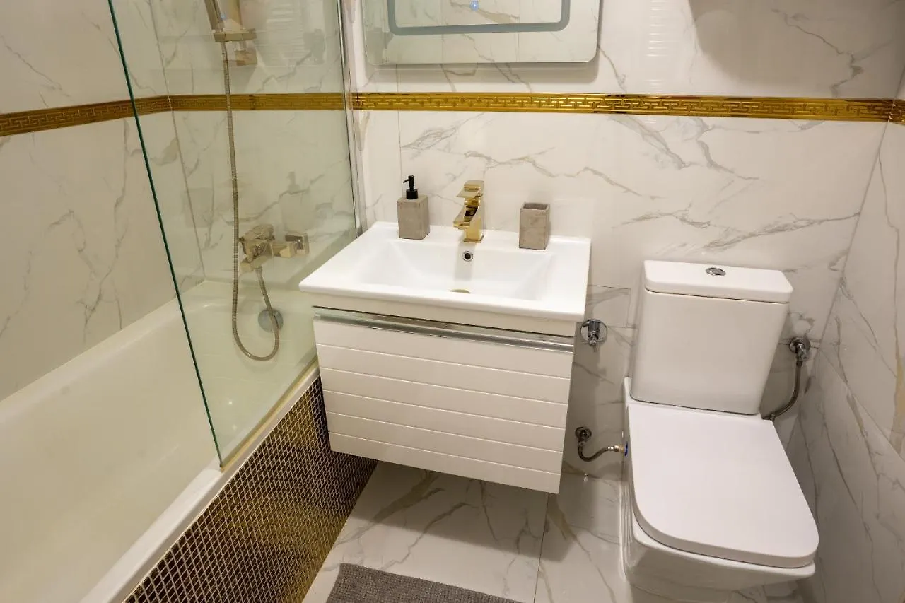 Quiet Marble Apt With Free Parking Spot Old Town Bucharest