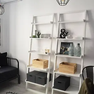 2 Bdr / Cozy Ap Near Old Town Apartment