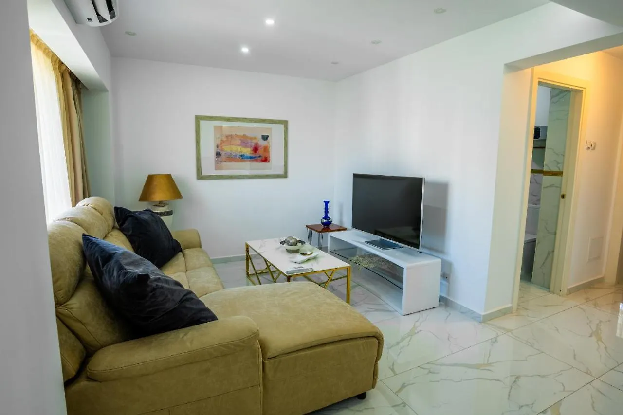 Quiet Marble Apt With Free Parking Spot Old Town Bukarest 0*,  Rumänien