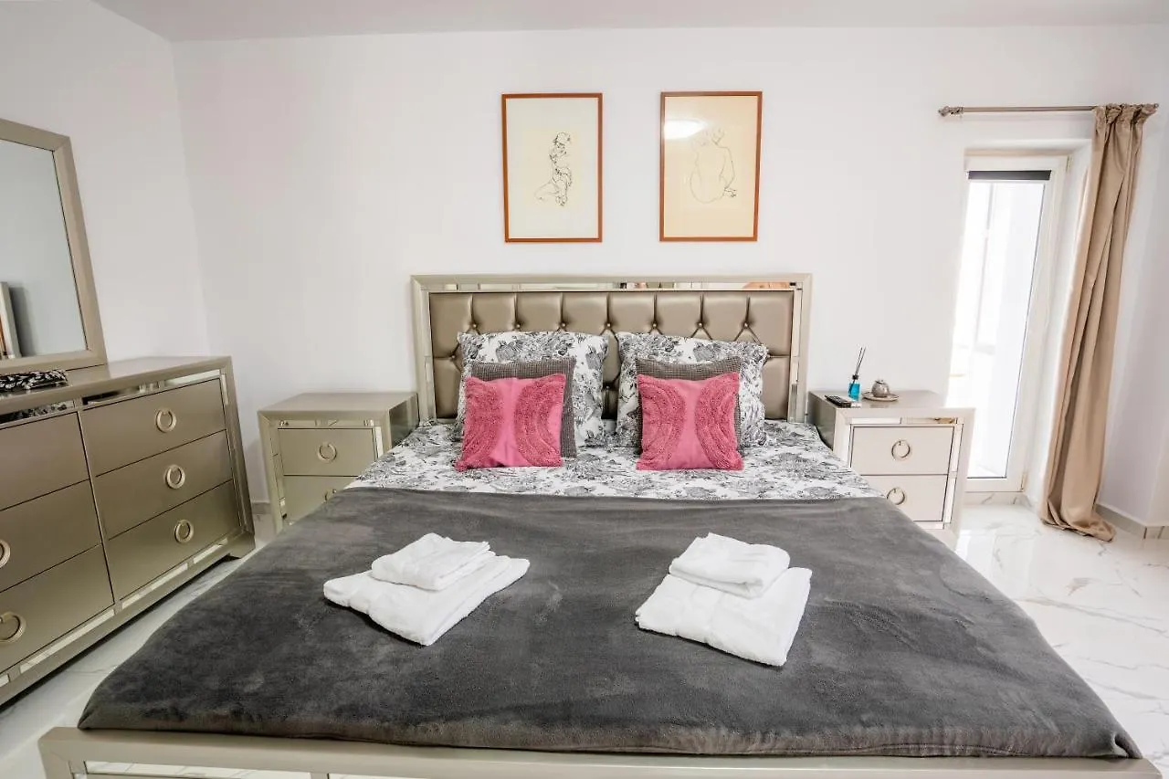 Apartment Quiet Marble Apt With Free Parking Spot Old Town Bucharest